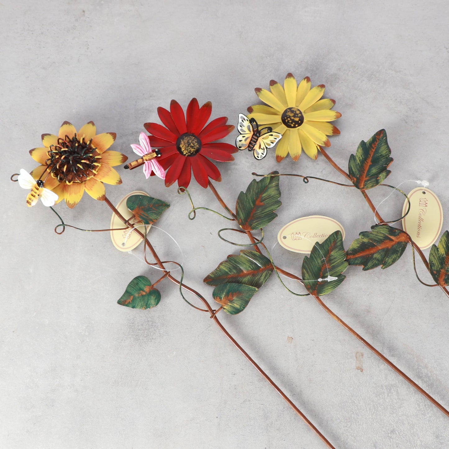 Thorsen's Greenhouse - Decorative Flower Plant Stakes: Red - Dragonfly