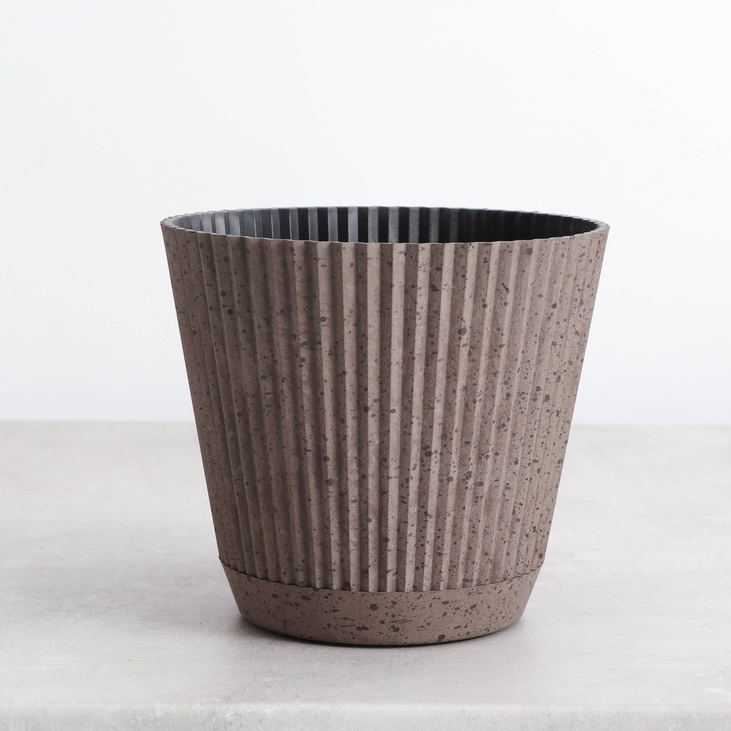 Thorsen's Greenhouse - Decorative Ruffled Pot for Plants